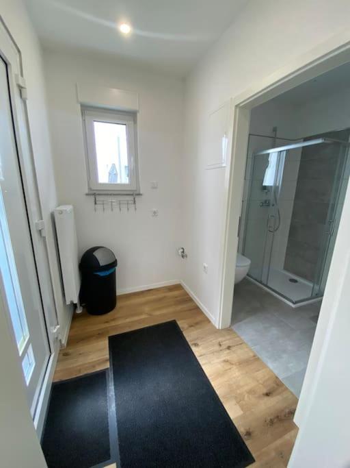 Neues Bungalow Fuer Bis Zu 4 Personen Oberhausen  Eksteriør bilde